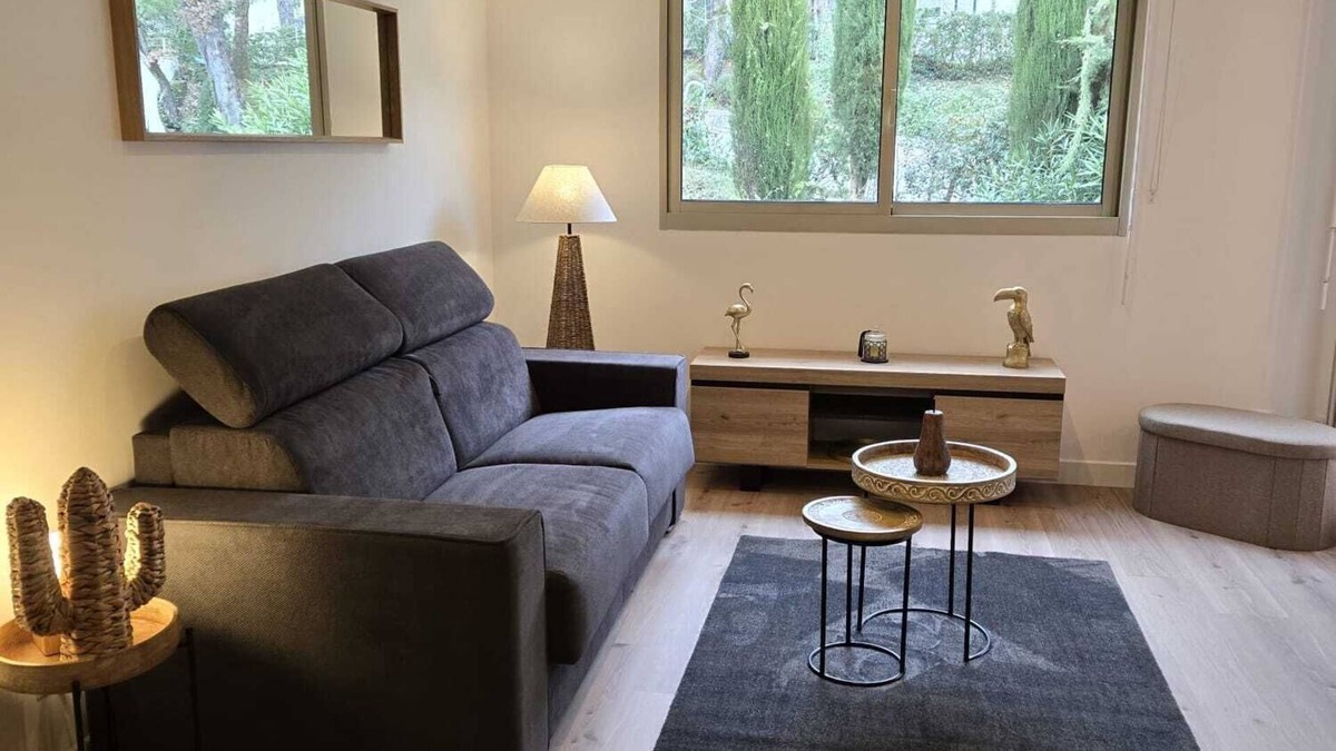 Mougins Apartment | STUDIO APARTMENT IN MOUGINS