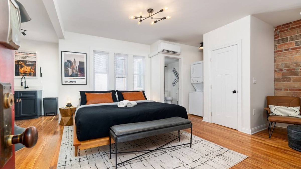 University District Apartment | Studio apartment in the heart of OSU campus