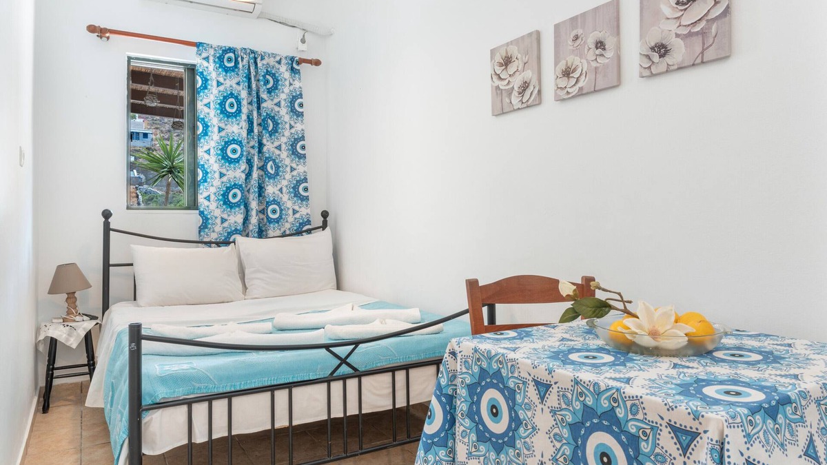 Merichas Apartment | Studio Apartment 'Mouria' with Sea View, Wi-Fi and Air Conditioning