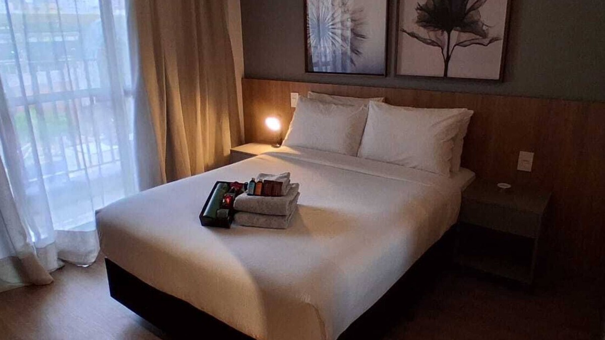 Indianopolis Apartment | Studio Aronni next to Ibirapuera Shopping Mall
