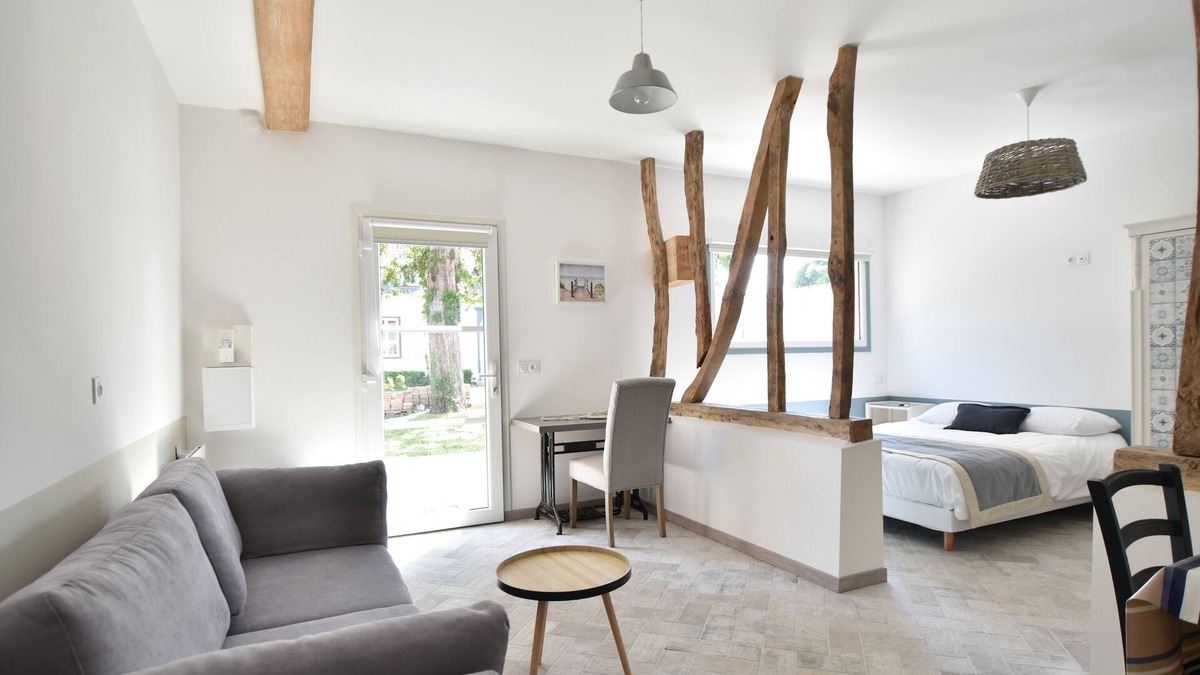 Verton Apartment | Studio Avec Terrasse Pour Couple - Adapté PMR - Wifi