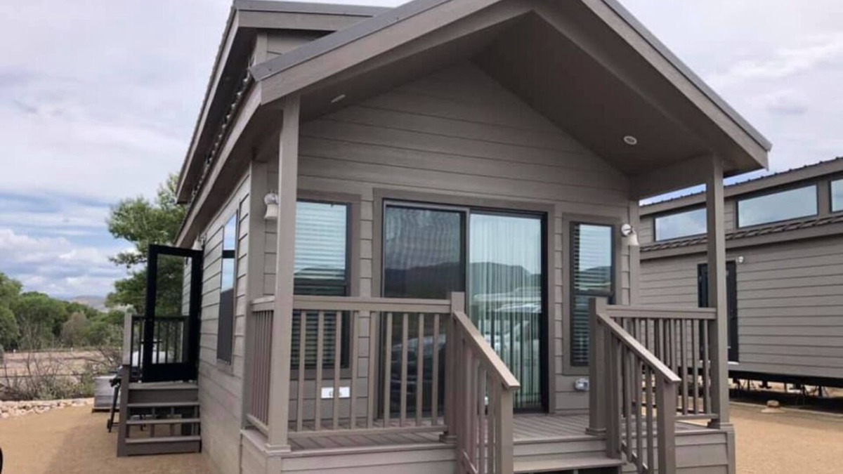 Camp Verde Apartment | Studio Cabin W/Loft Sleeps 6, Top Notch Amenities, 30 Min to Sedona- No Pets