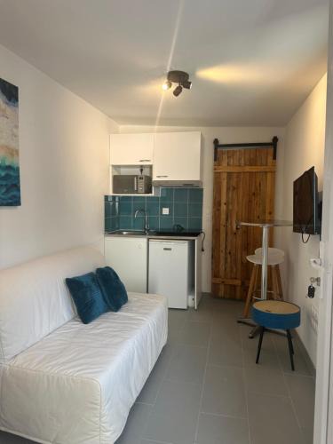 Aulnay-sous-Bois Apartment | Studio calme et central