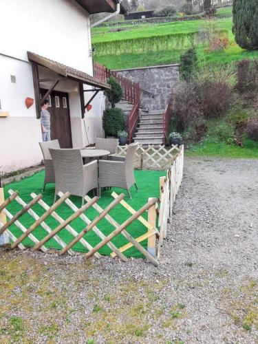 Cornimont Apartment | Studio charmant à Cornimont, 30 m², terrasse ensoleillée