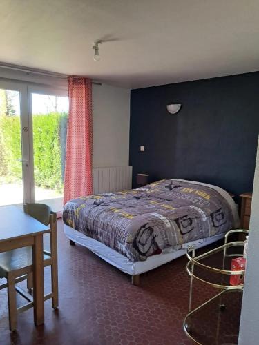 Treignac Apartment | Studio charmant à Treignac avec terrasse de 22 m²
