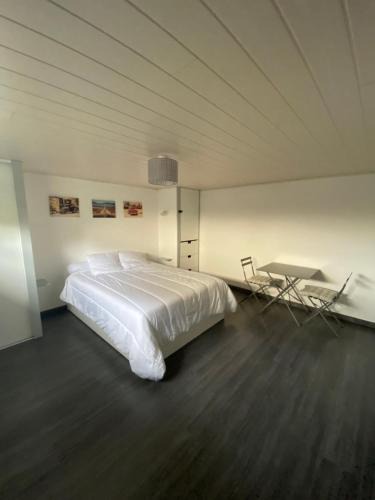 Maulevrier House | Studio chez l'Habitant