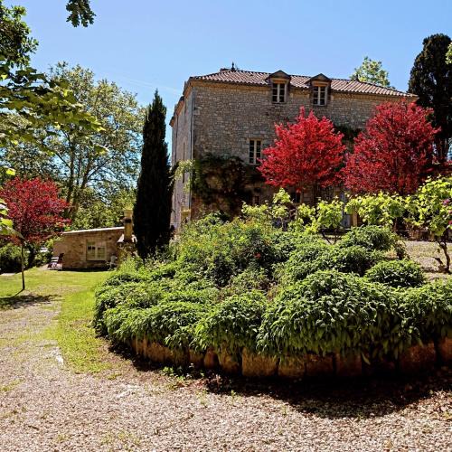 Le Cler House | STUDIO chez La Maison Forte