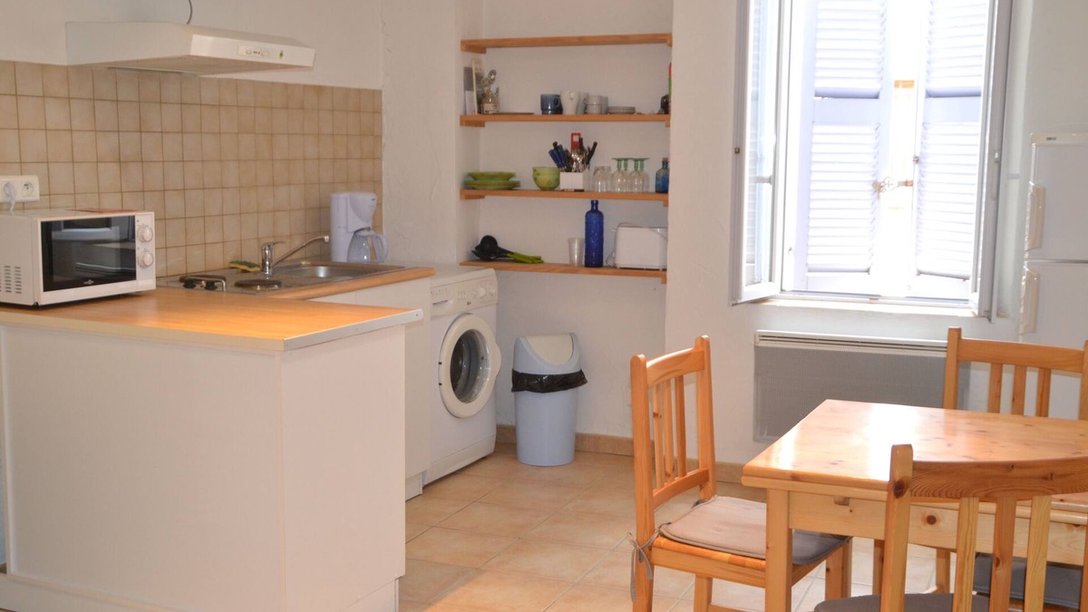 Collobrieres Apartment | Studio condominium in village center