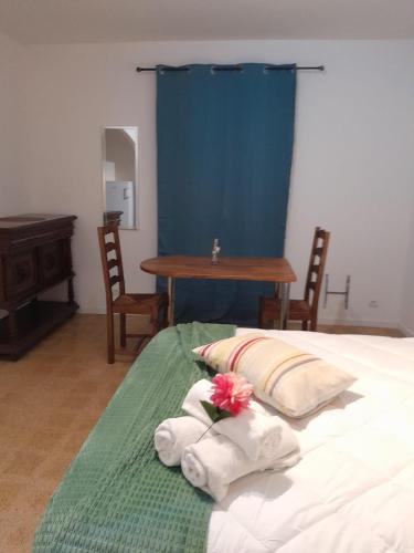 Saint-Mathieu Apartment | Studio Cosy - Cœur Perpignan 2