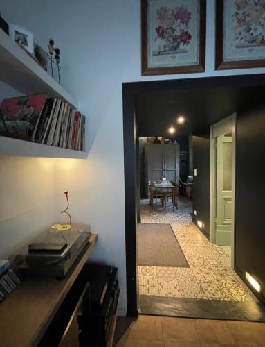 Zurenborg Apartment | Studio Dageraad