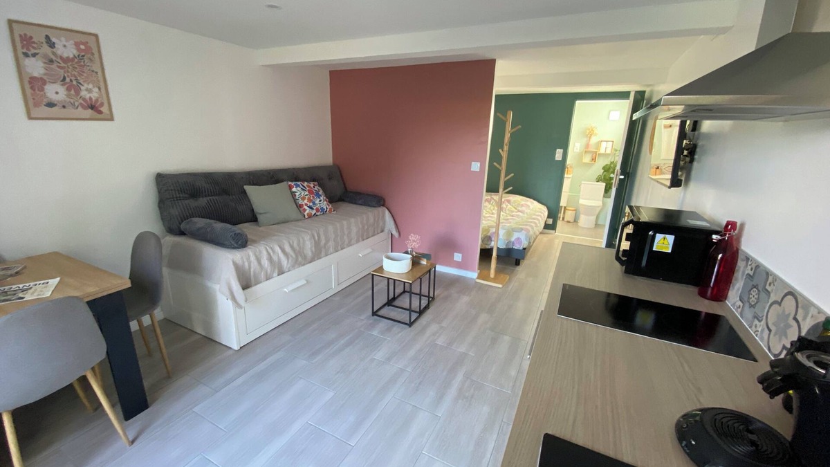 Mauges-sur-Loire Apartment | Studio de la Baroud'Family - In the countryside of the Loire Valley