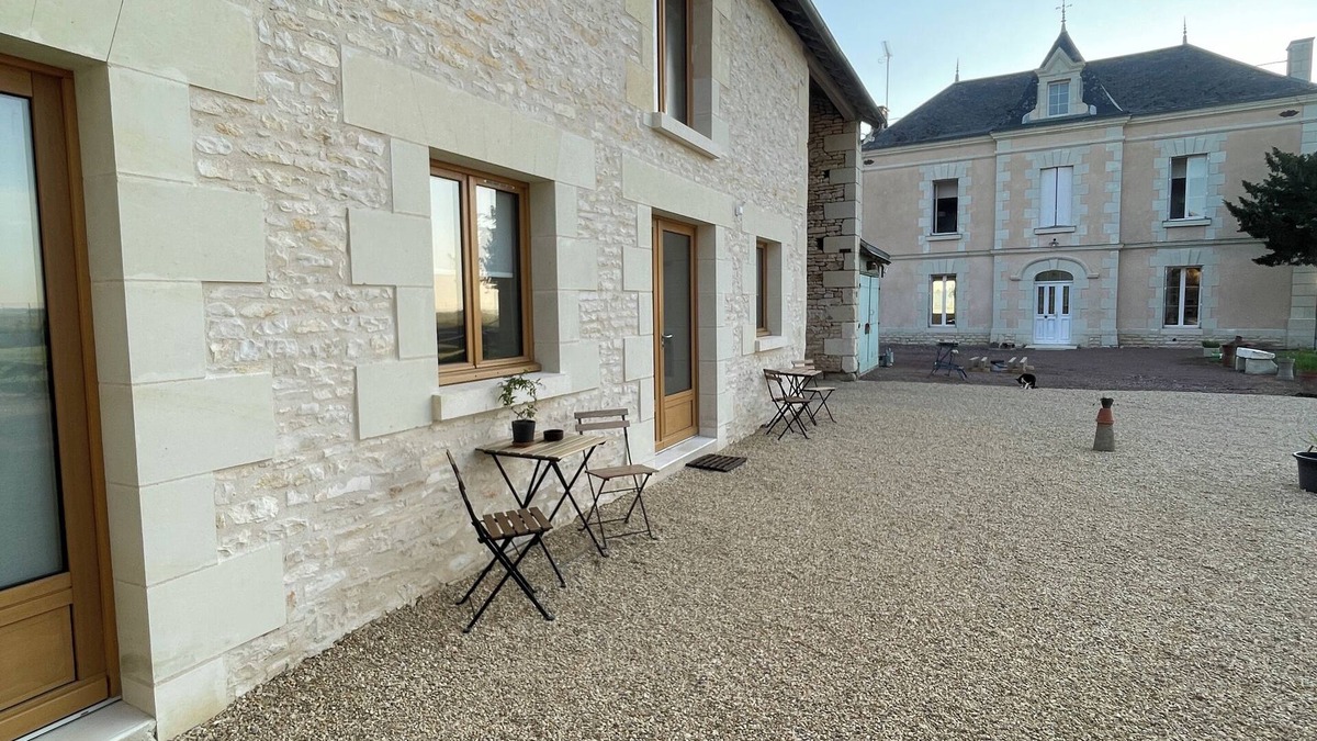 Angliers Apartment | "Studio de la Cour"