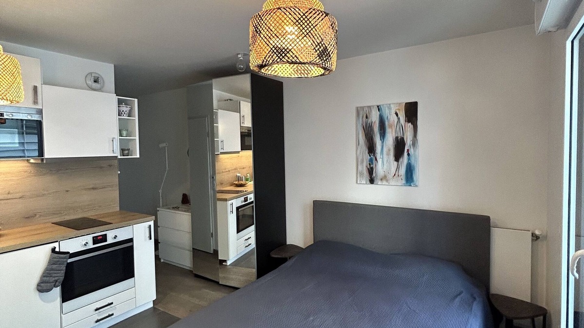 Issy-les-Moulineaux Apartment | Studio Design & Cosy avec Parking