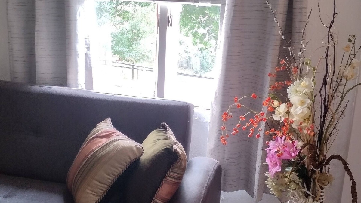 Pittsburgh Apartment | Studio Efficiency Apartment Minutes from downtown Pittsburgh with WiFi