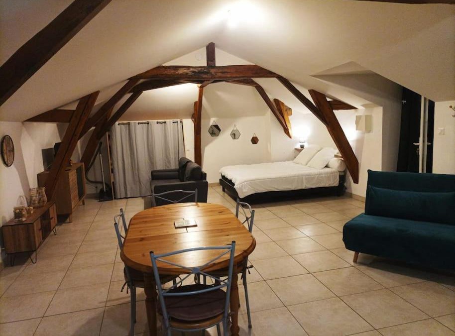 Bournand House | Studio en pleine campagne avec jardin privatif