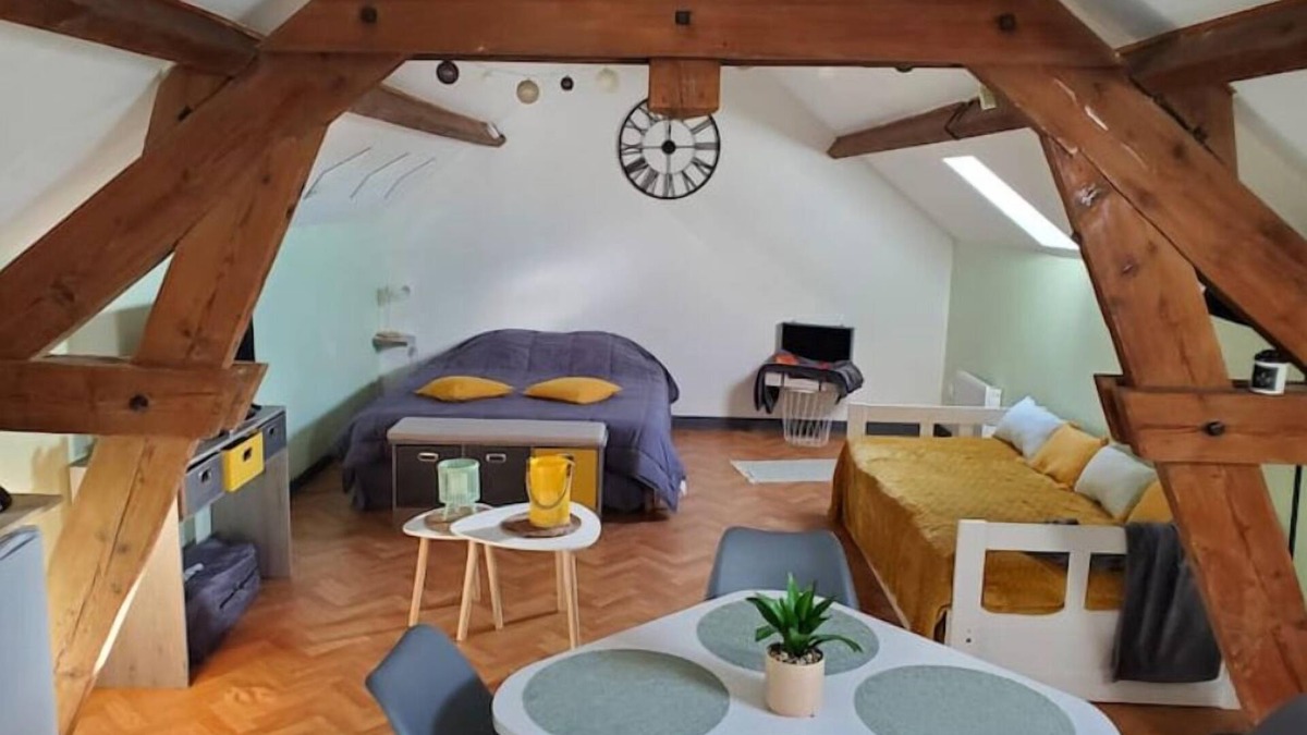 Essigny-le-Grand Apartment | Studio Ferme de la Manufacture