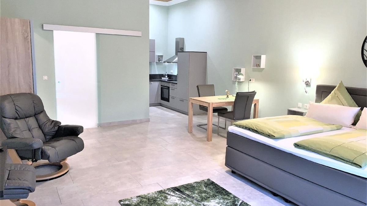 Elskop Apartment | Studio flat garden view