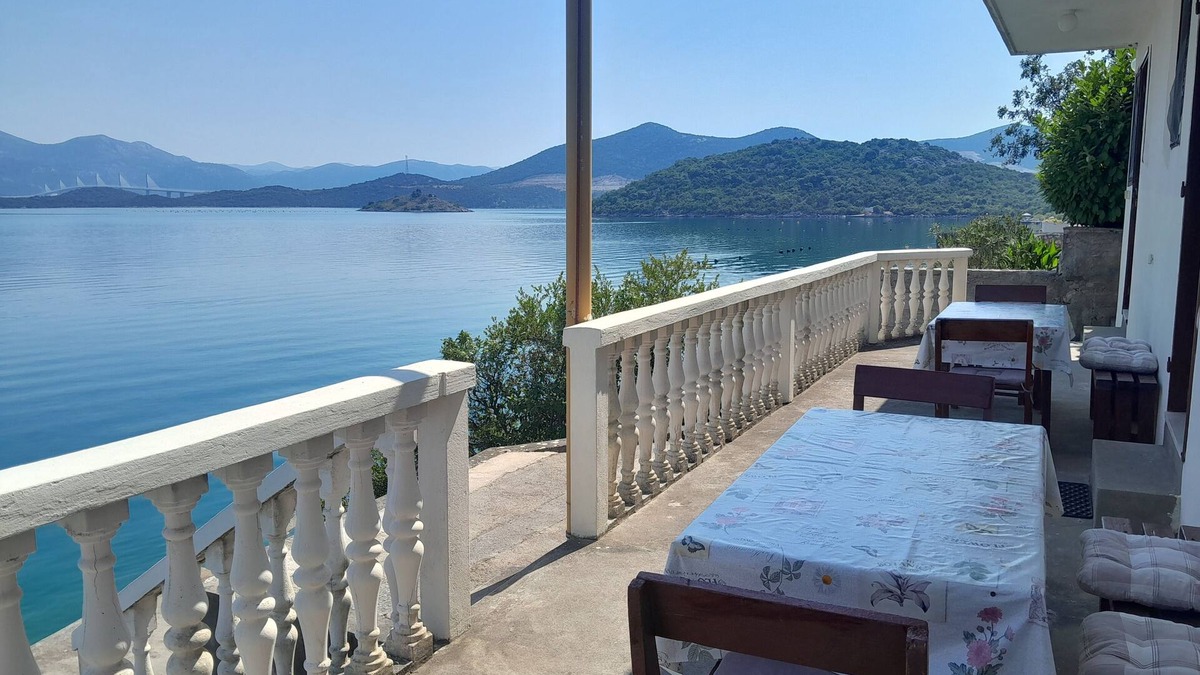 Dubrava Apartment | Studio flat near beach Cove Pještata, Pelješac (AS-14440-c)