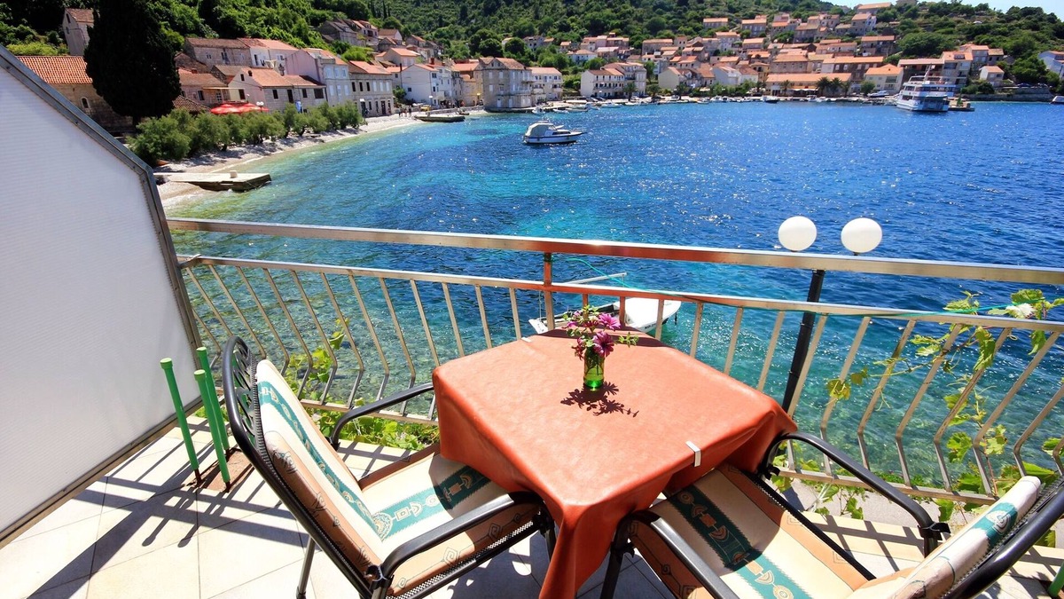 Racisce Apartment | Studio flat near beach Račišće, Korčula (AS-4341-c)