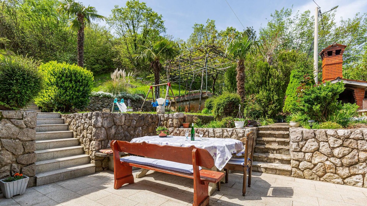 Brsec Apartment | Studio flat with terrace Brseč, Opatija (AS-7796-b)