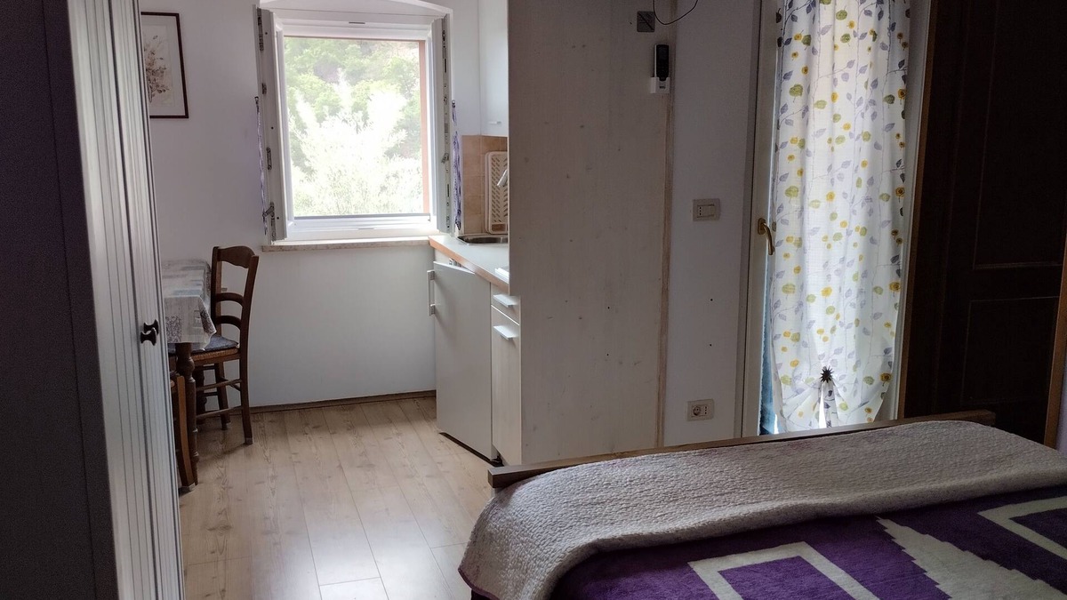 Beli Apartment | Studio flat with terrace and sea view Beli, Cres (AS-22435-a)