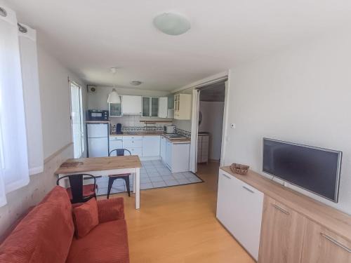 Font-Romeu-Odeillo-Via Apartment | Studio Font-Romeu