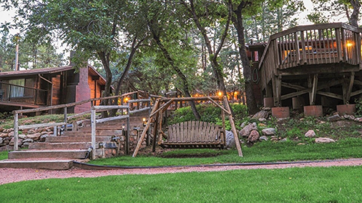 Kohls Ranch Apartment | STUDIO FOR 2~(LOWERED RATES)~MOUNTAINSIDE RESORT~BASE OF TONTO CREEK~MUST SEE