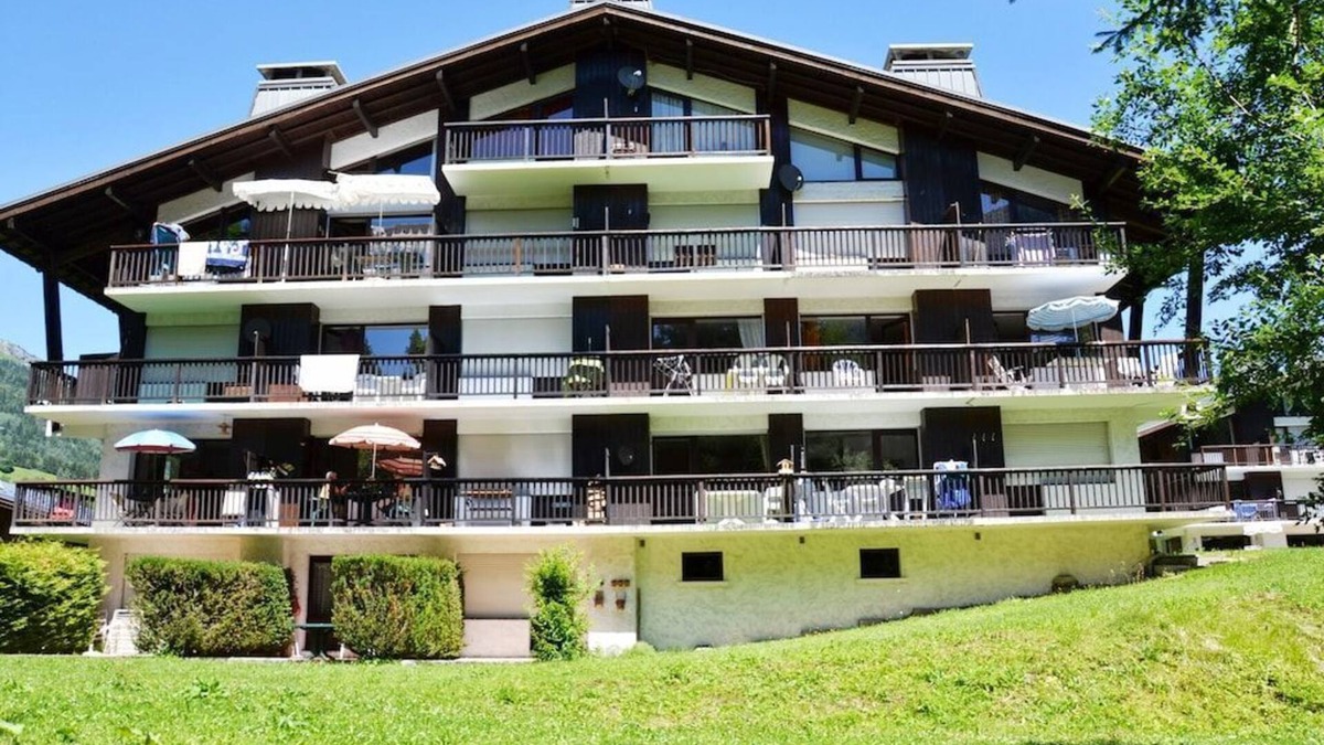 Les Contamines-Montjoie Apartment | Studio 276 south-facing, (4-minute walk to Lay gondola) heated indoor pool