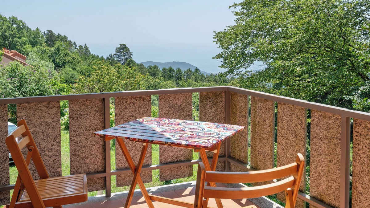 Canova Apartment | Studio 'Fuoco' with Sea View, Wi-Fi and Air Conditioning