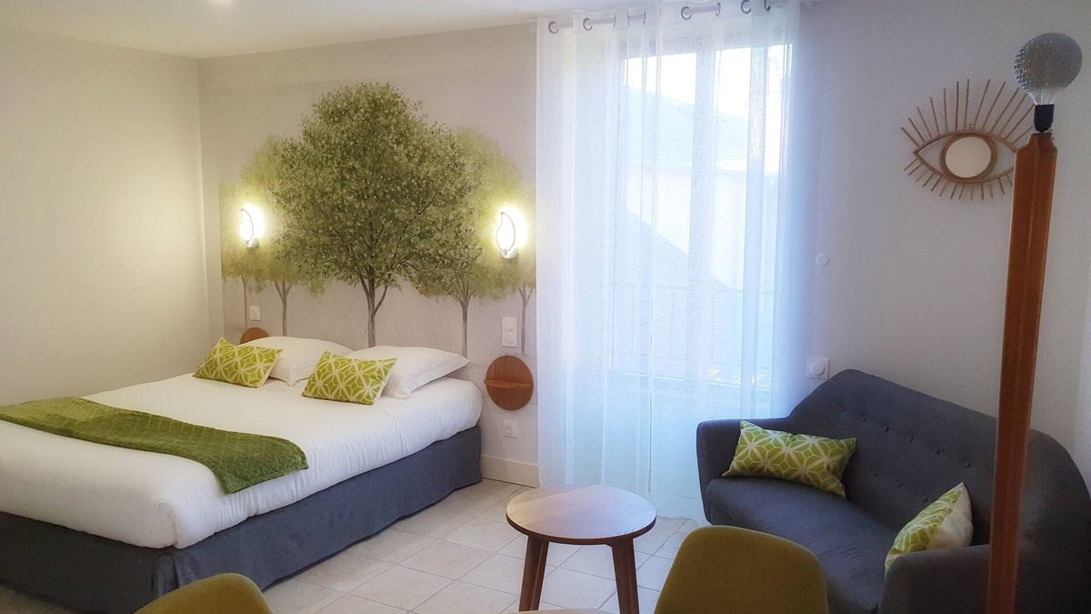 La Charite-sur-Loire Apartment | Studio hêtre, for cocooning