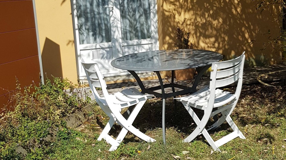 Vieillevigne Apartment | Studio in quiet garden