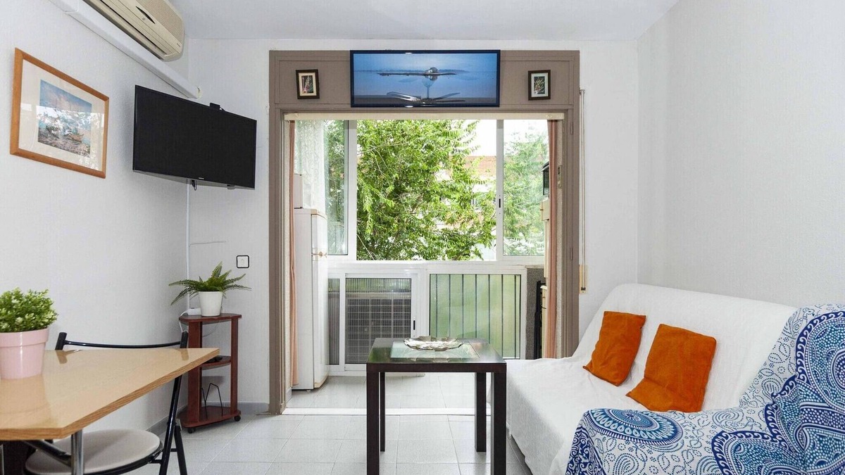 Roses Town Center Apartment | Studio in Roses near La Perola Beach