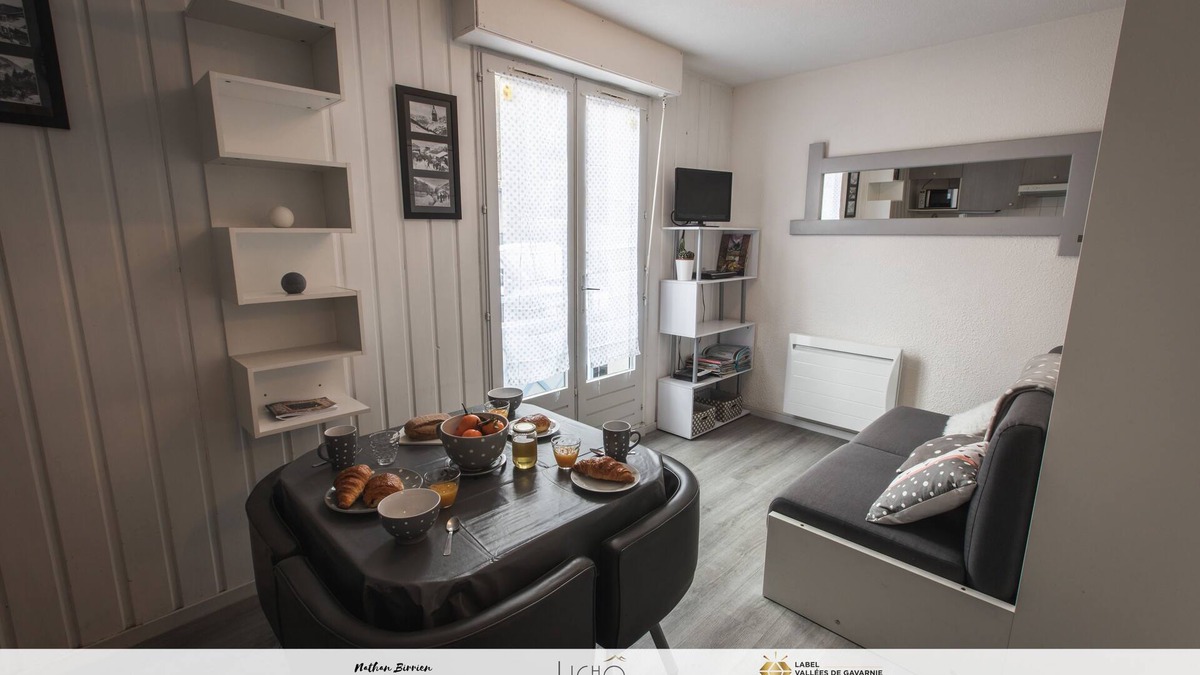 Bareges Apartment | STUDIO "LE COL DU TOURMALET" 2/4 PERS A BAREGES WIFI PARKING LINGE