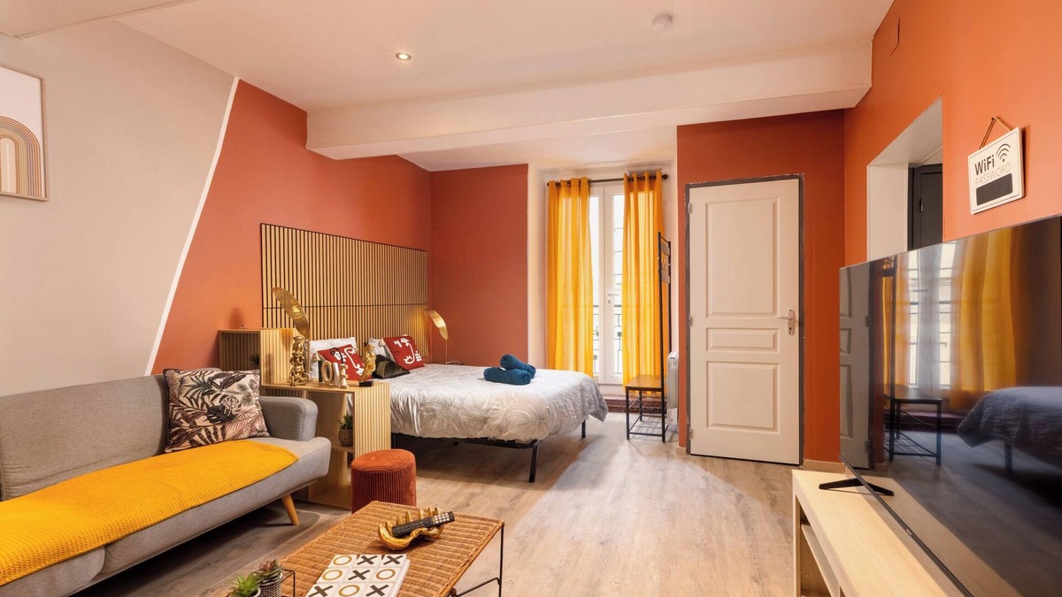 Limoux Apartment | Studio le limouxin Limoux town center