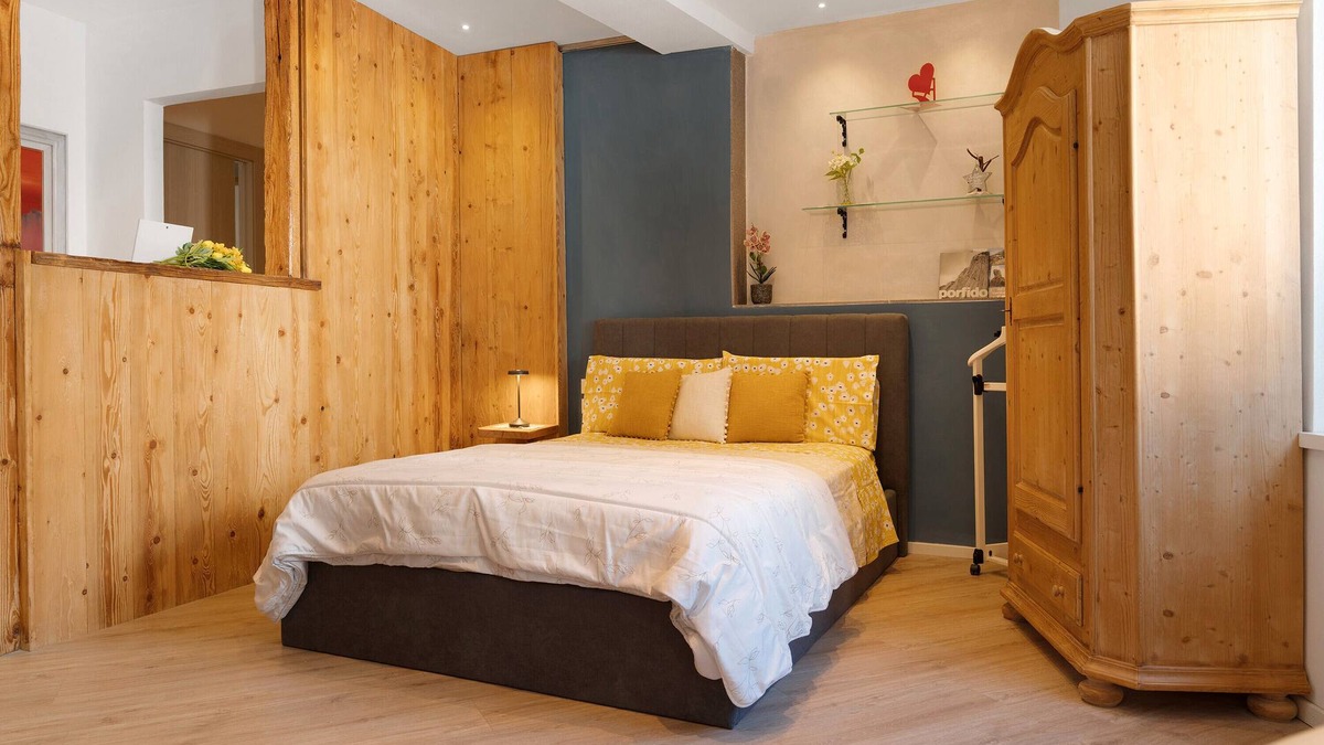 Albiano Apartment | Studio 'Leonard Chalet House' with Balcony and Wi-Fi