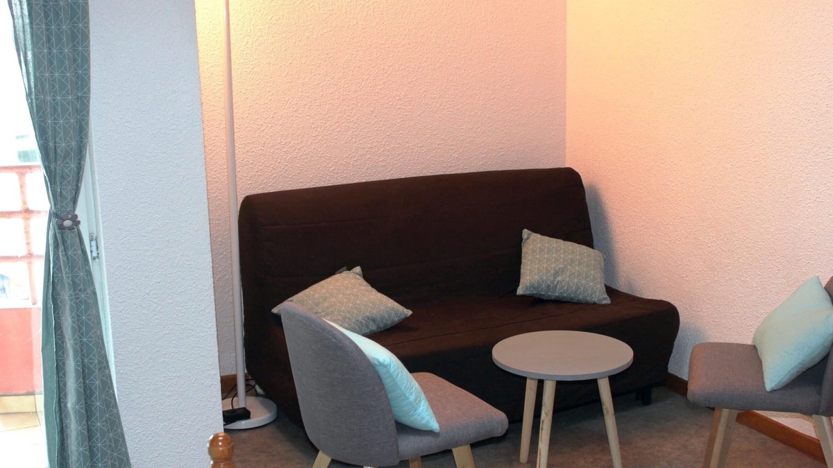 Ax-les-Thermes Apartment | Studio mezzanine 2 to 4 people Ax les Thermes center with balcony