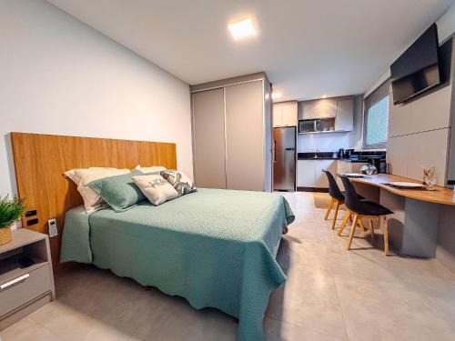 Santa Terezinha Apartment | Studio Moderno c/Piscina e Garagem