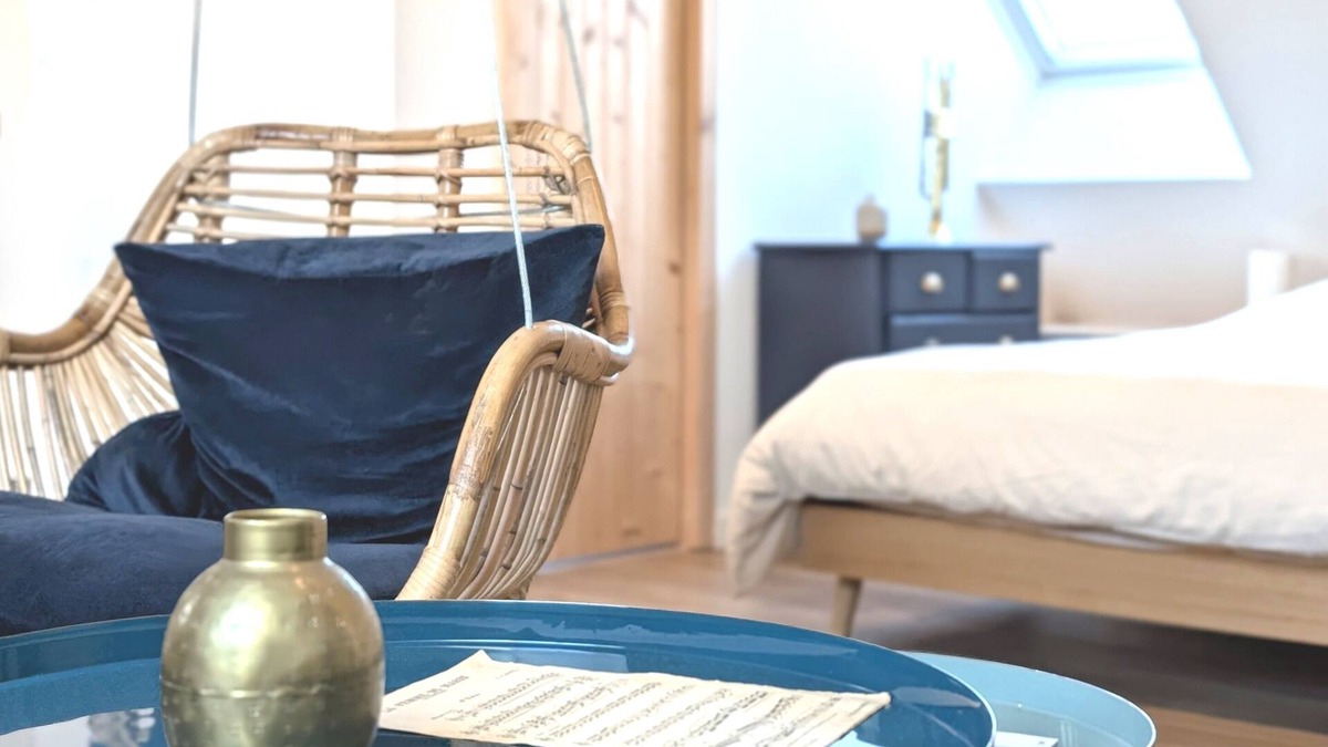 Chatelaudren Apartment | Studio musique, vue étang