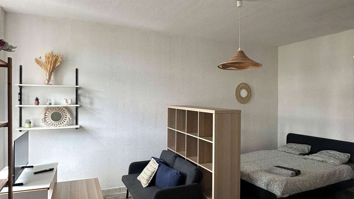 Clermont-Ferrand Apartment | Studio near the center