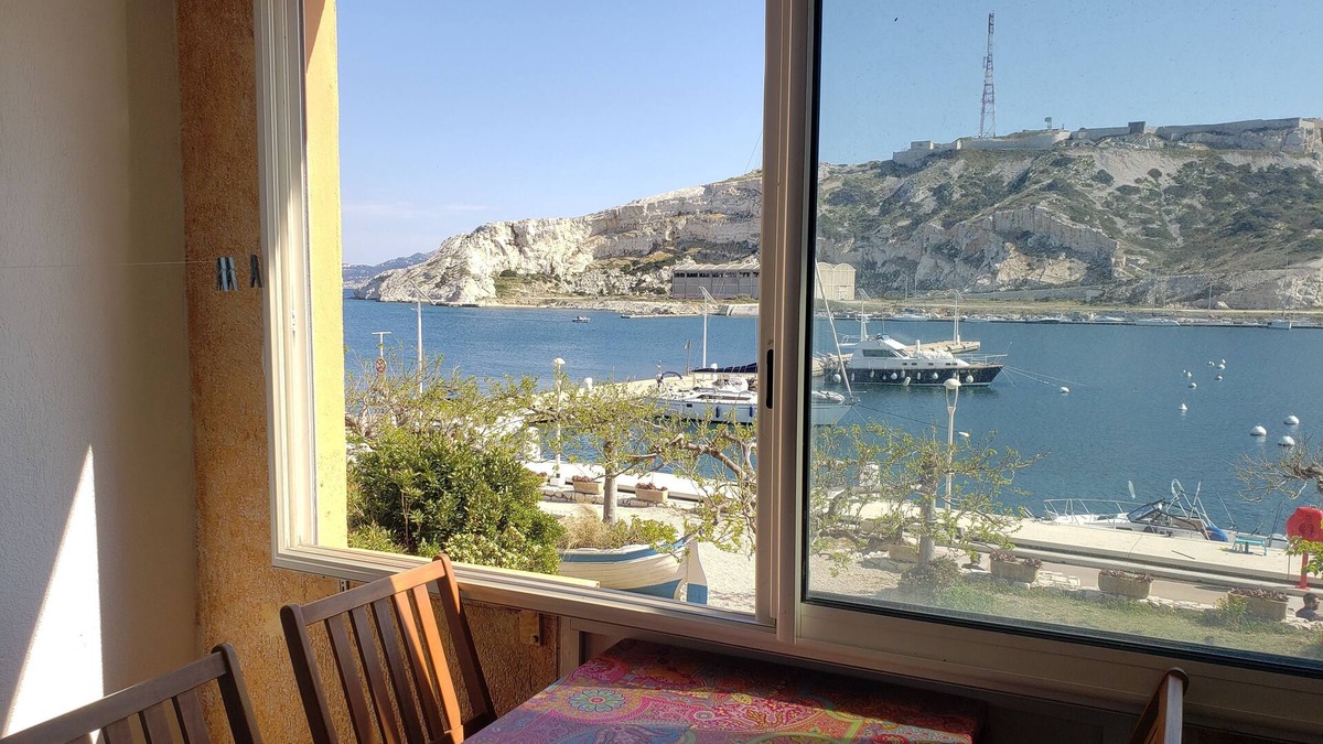 Les Iles Apartment | Studio on the Ile du Frioul in Marseille