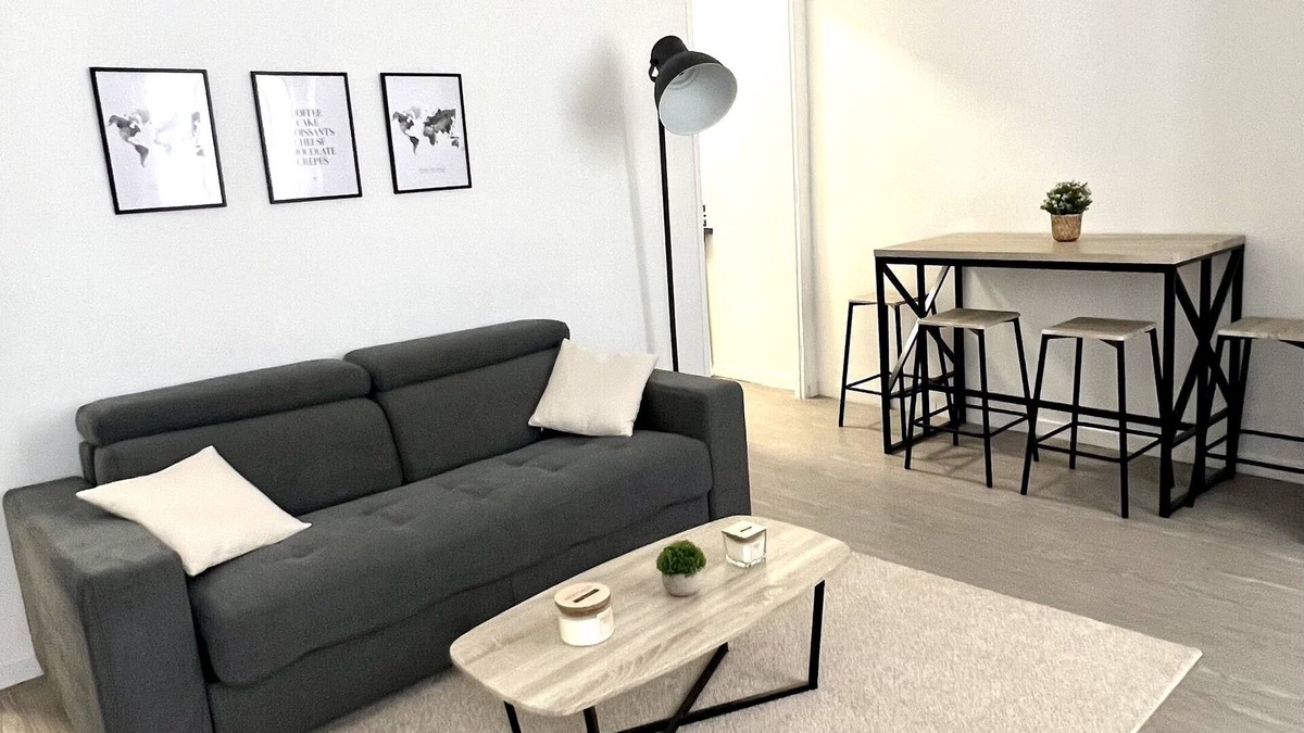 6th Arrondissement Apartment | Studio Rénové Proche Vieux-port et Centre Ville
