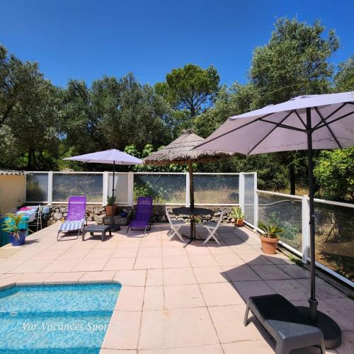Carnoules Apartment | Studio Romance dans la nature