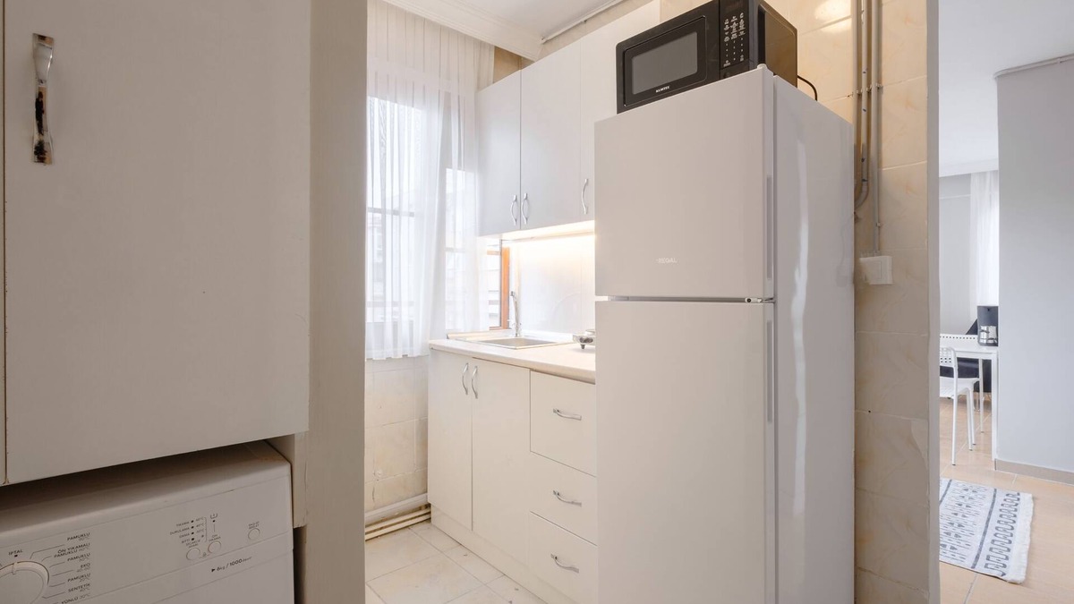 Bakırkoy Apartment | Studio Room with Balcony in Bakirkoy