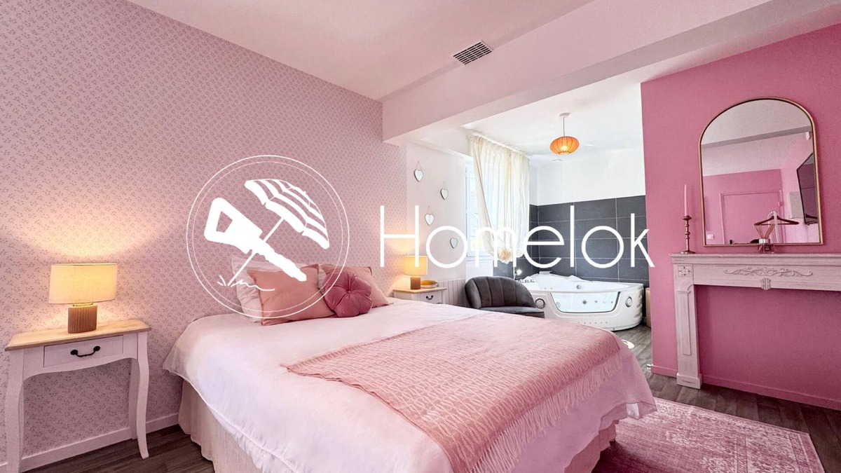 Queven Apartment | Studio rose & spa – Pause bien-être