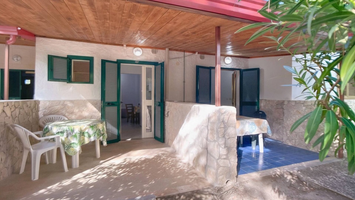 Scialara Apartment | Studio 'Sabbia D'oro' with Shared Pool and Wi-Fi