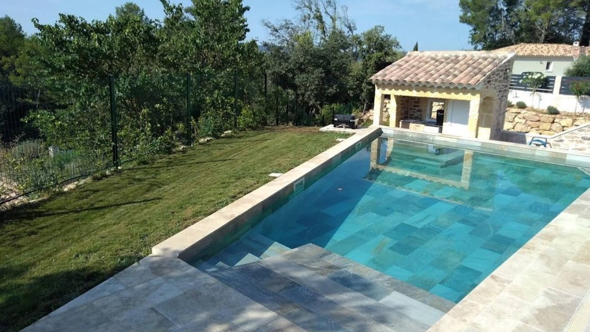 Lorgues Apartment | Studio spa jacuzzi private pool access villa in lorgues-83