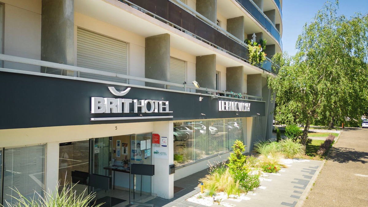 Bellerive-sur-Allier Apartment | Studio Standard - 2 Lits Simples