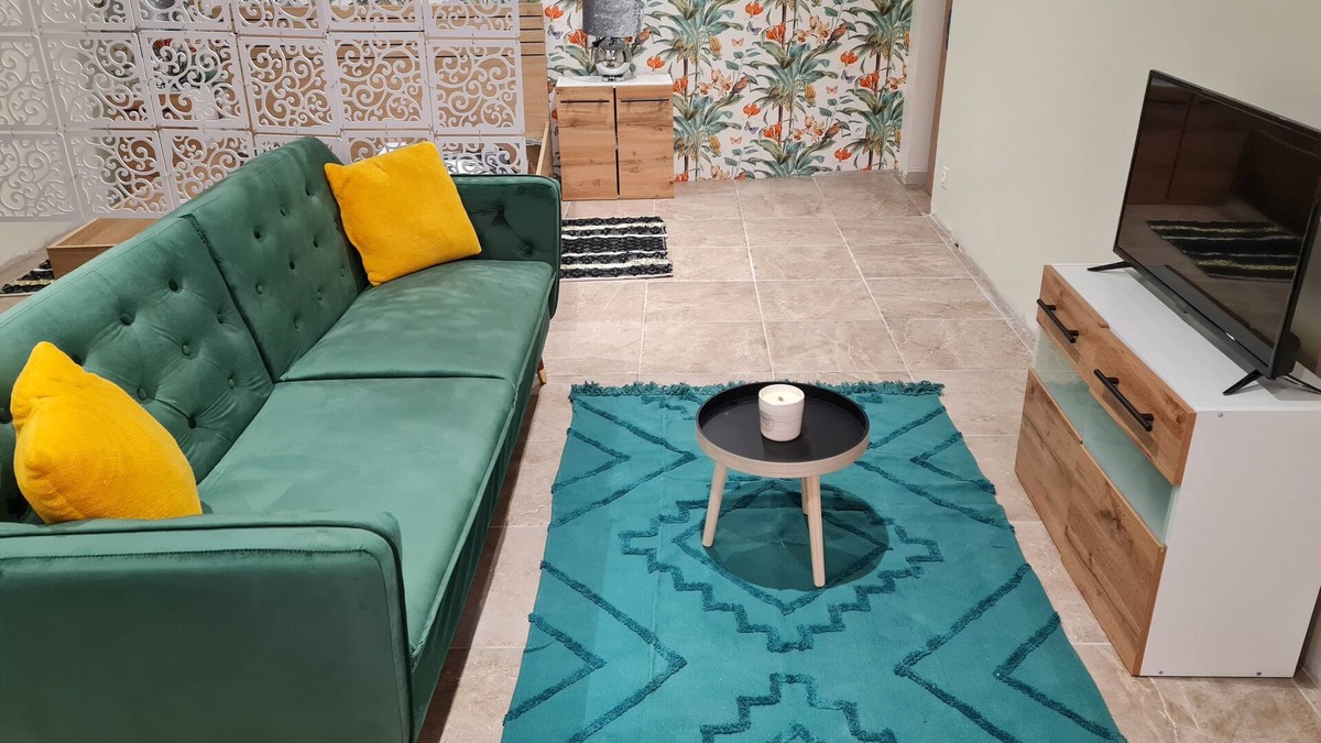 Ledenon Apartment | Studio Tout Équipé