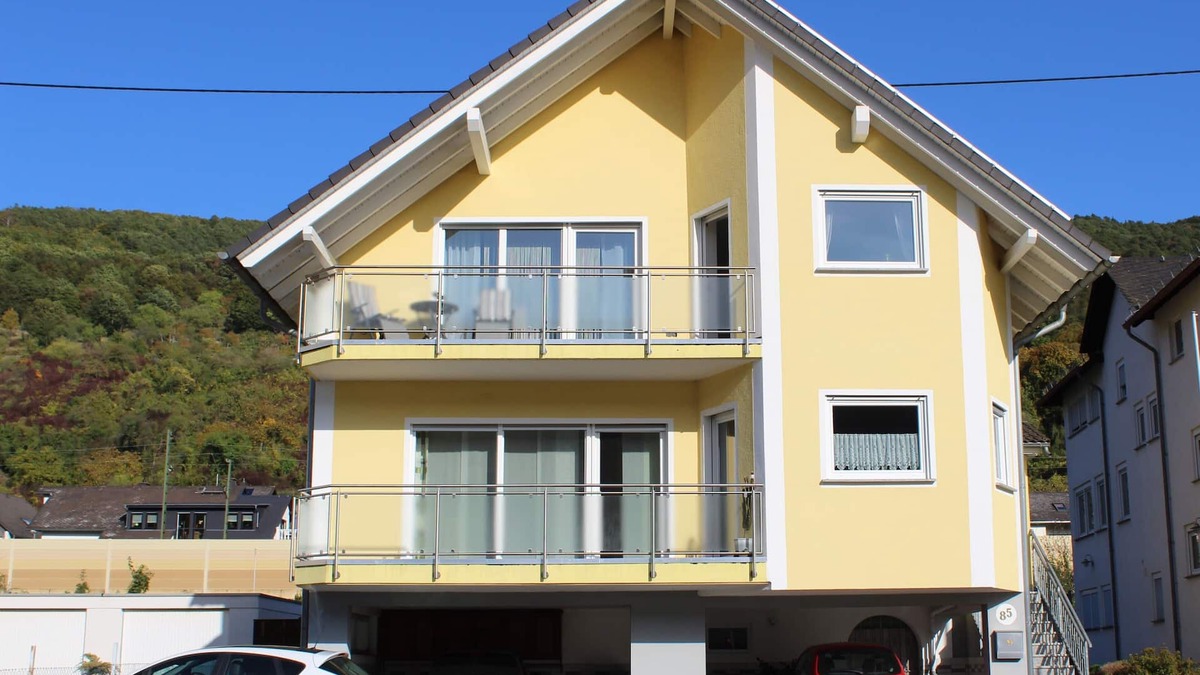 Kamp-Bornhofen Apartment | Studio valley view