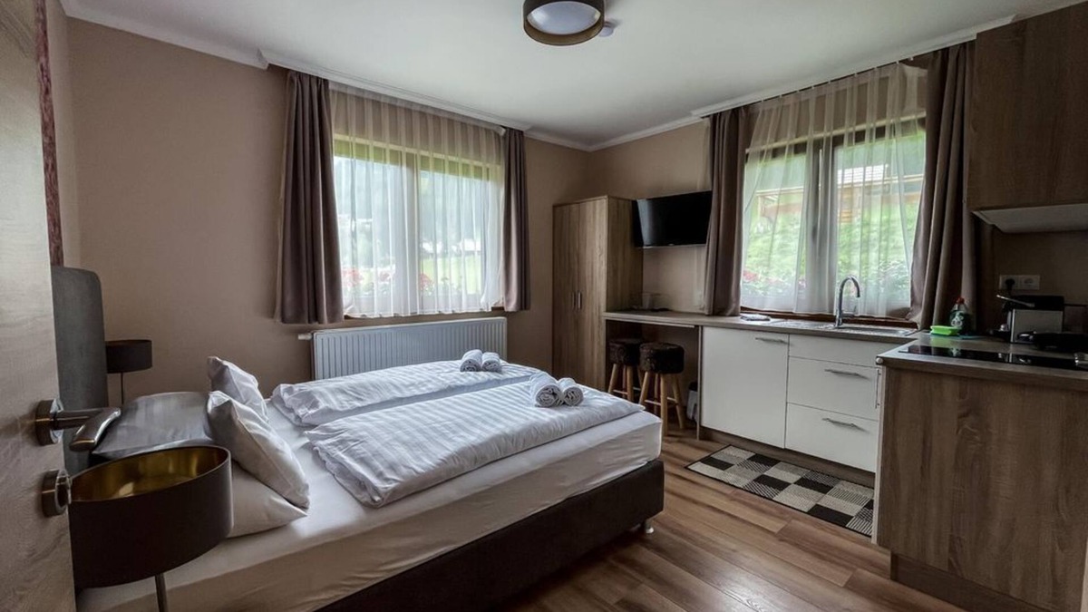 Sankt Oswald Apartment | Studio with mountain view - Nockalm Cottage